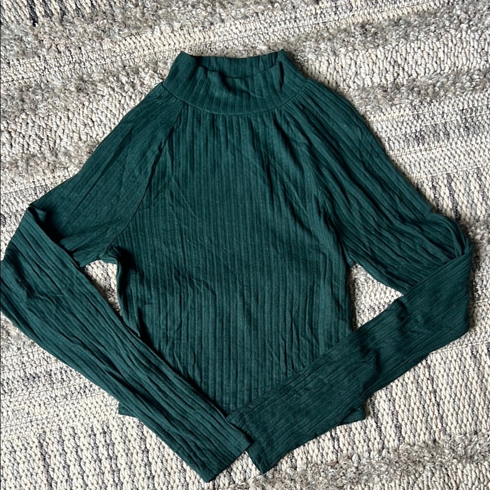 PacSun ribbed mock neck top